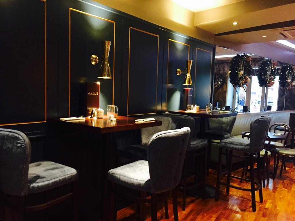 Zuni Restaurant & Boutique Hotel คิลเคนนี ภายนอก รูปภาพ