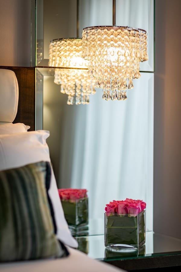 Zuni Restaurant & Boutique Hotel คิลเคนนี ภายนอก รูปภาพ