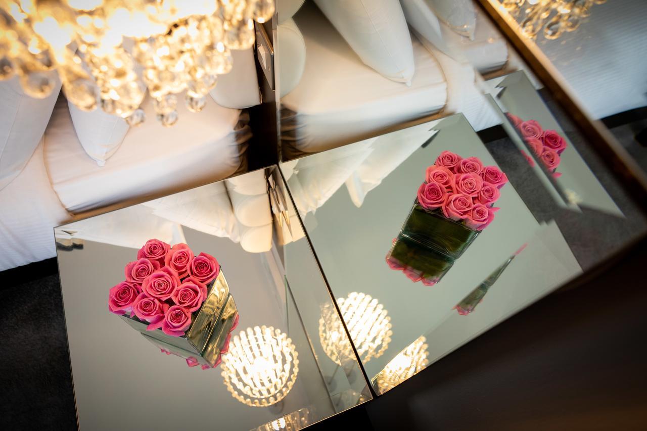 Zuni Restaurant & Boutique Hotel คิลเคนนี ภายนอก รูปภาพ